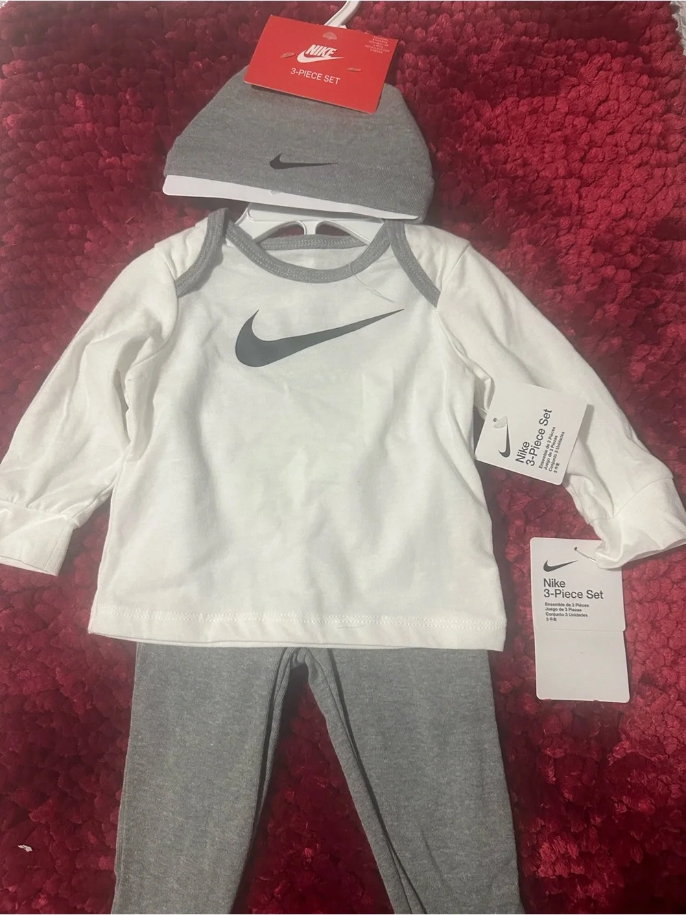 Nike White & Gray Swoosh 3-Piece Kids Outfit